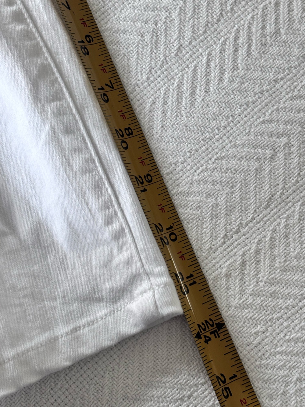 Frame Denim White Distressed Skinny Jeans - Picture 7 of 13
